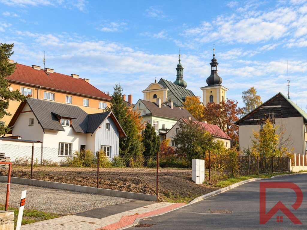 Prodej stavebních pozemků o výměře cca 450 m&sup2;  Kynšperk nad Ohří – Pozemek, bydlení – Kynšperk nad Ohří – prodej nemovitosti